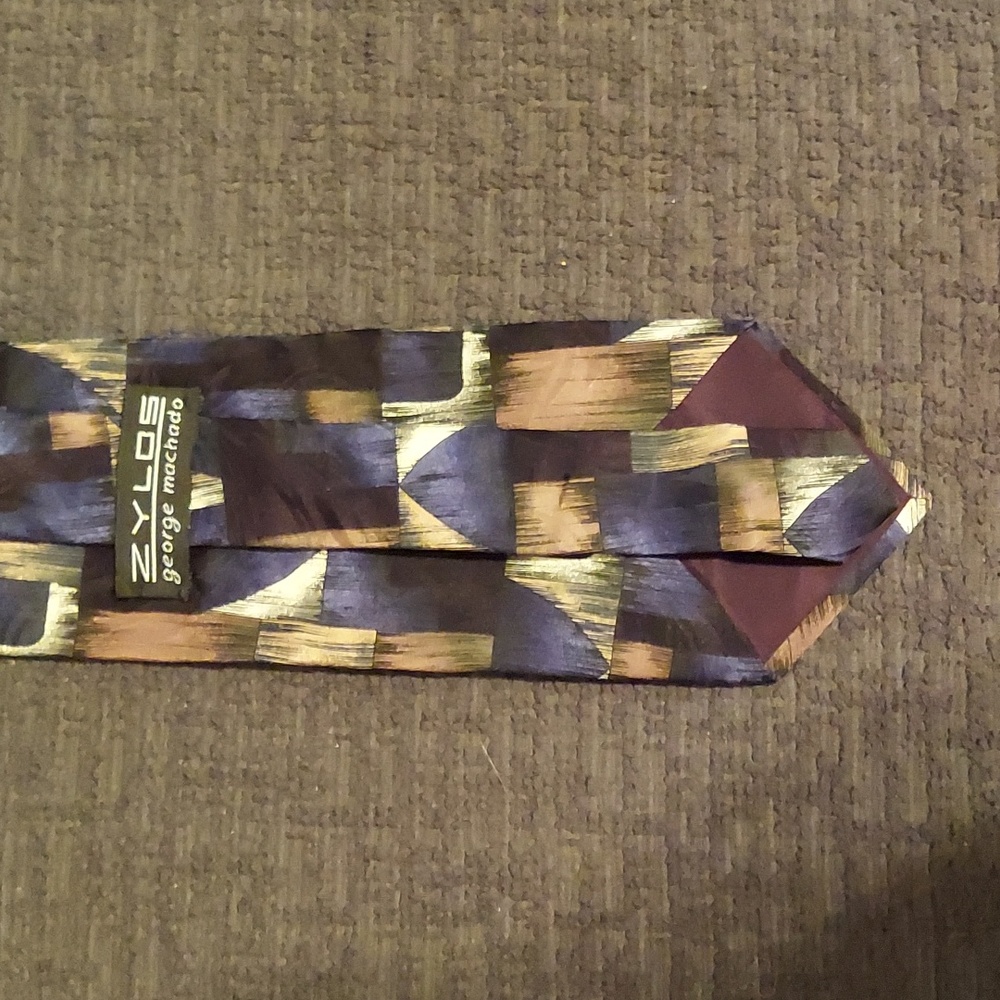 ZYLOS George Machado Silk Tie 100% Italian Silk Tie Vintage LIKE NEW!